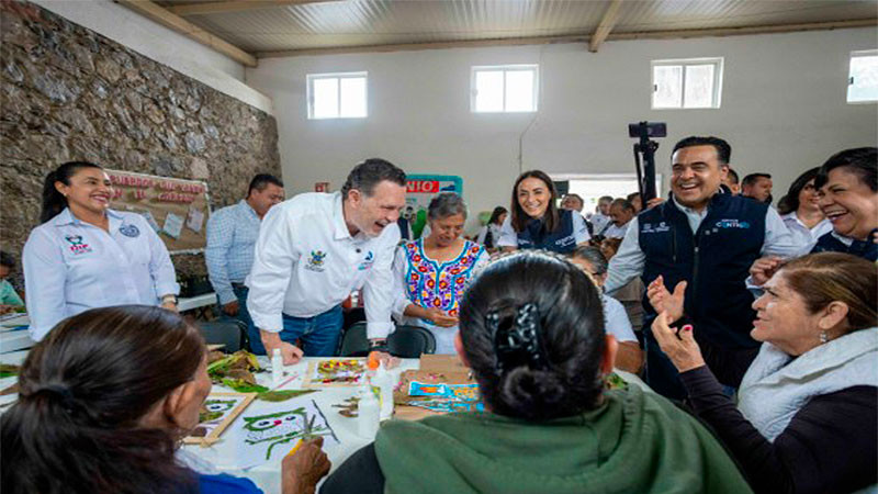 Encabeza Gobernador de Querétaro arranque del programa Club del Adulto Mayor en Jalpan 