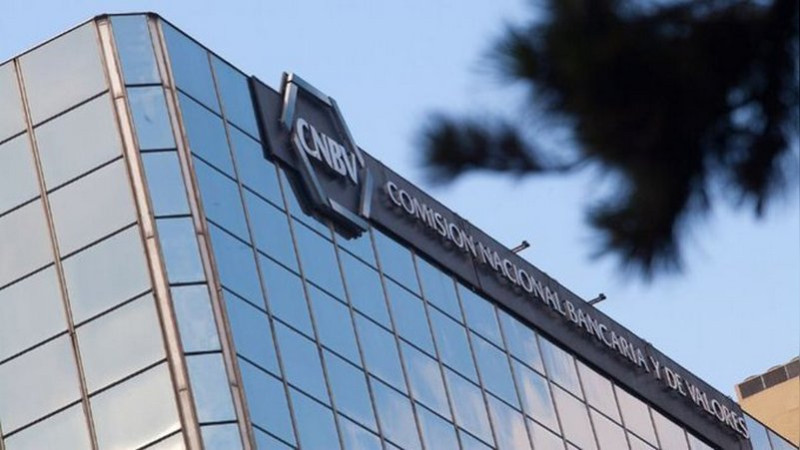 Comisión Nacional Bancaria y de Valores decreta intervención general temporal de CI Banco e Intercam 