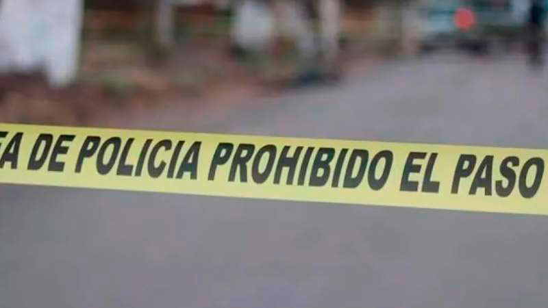 Hallan cadáver en Tingüindín, Michoacán; estaba envuelto en una cobija 