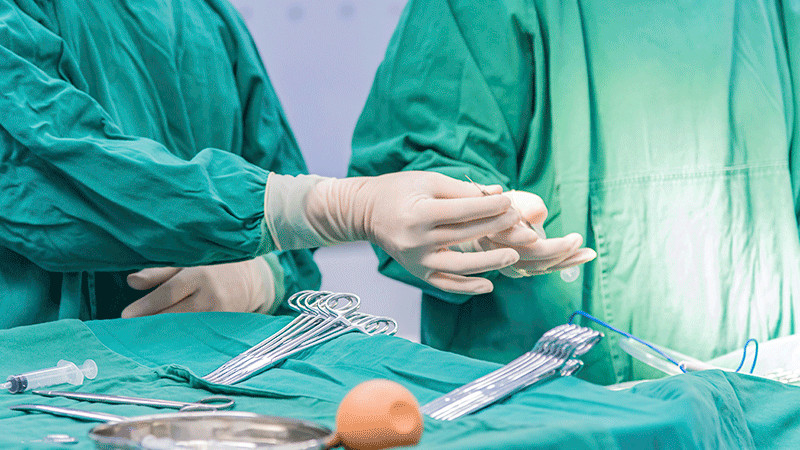 Hospital de Maruata contará con área de cirugía y urgencias: Bedolla 