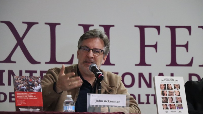 Los logros de la 4T se pondrán en riesgo sin poder popular: John Ackerman en la FILIPN 