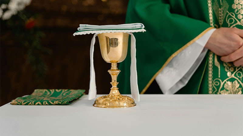Sacerdote es atacado a balazos en Villa Hermosa, Tabasco;  al parecer se trató de una confusión 