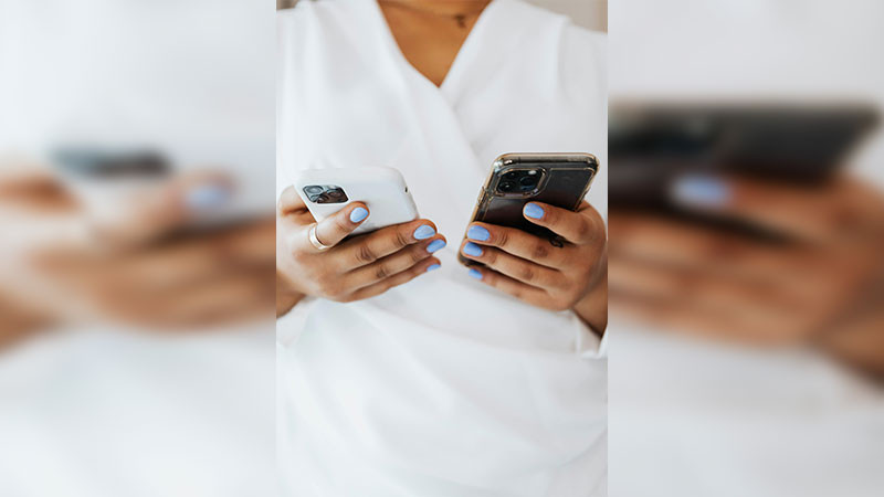 Buscan aprobar la propuesta para prohibir uso de teléfonos celulares en escuelas de México 