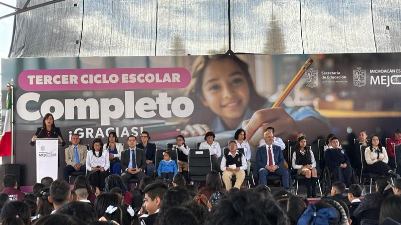 "Nunca más ciclos escolares interrumpidos", concluye Gaby Molina tercer ciclo escolar completo en Michoacán 