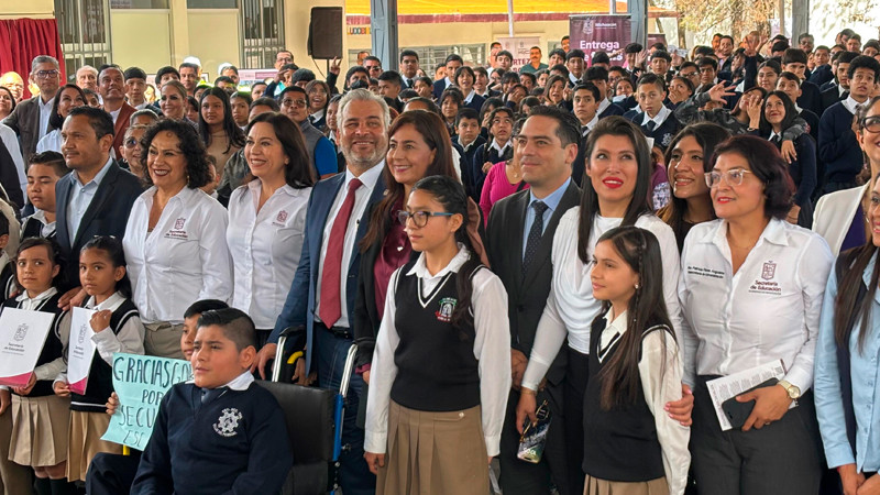 Vamos en la ruta correcta de la educación, afirma Bedolla al concluir el tercer ciclo escolar completo 