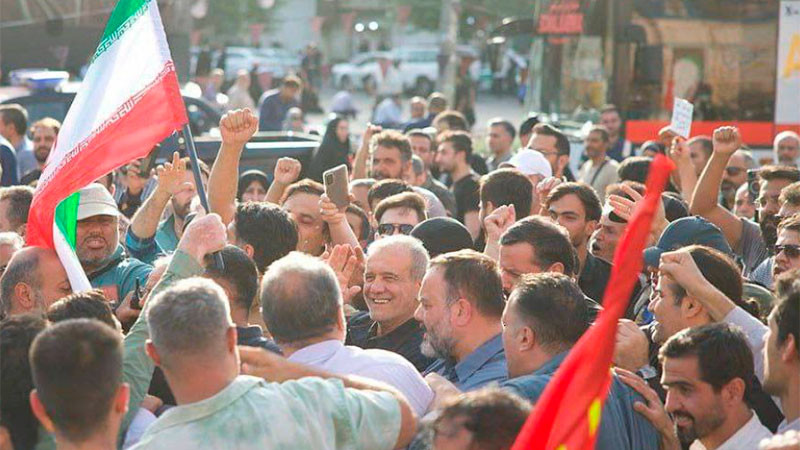 Presidente de Irán acusa a la OIEA de “estar del lado de los otros”  