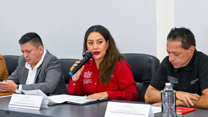 En Zacapu trabajamos para que más familias tengan un hogar digno: Mónica Valdez 