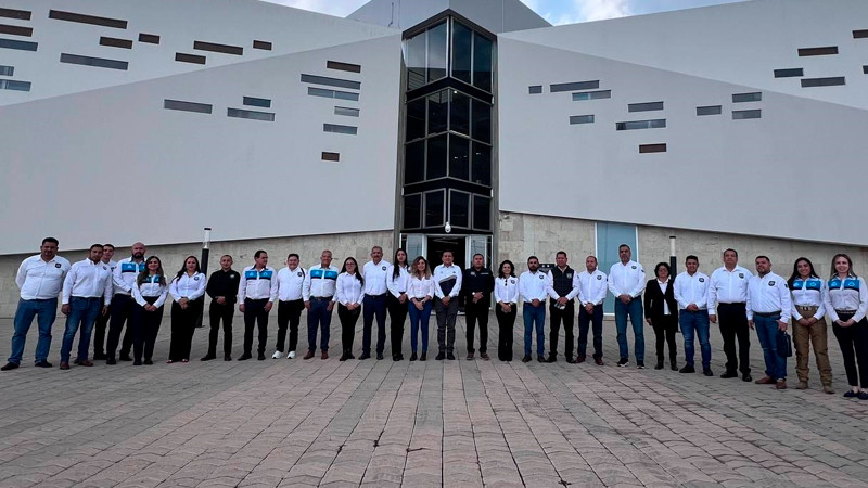 Michoacán y Querétaro comparten experiencias para mejorar penales 