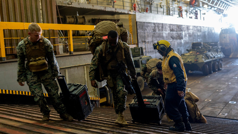 Despliegan a 200 marines para apoyar a ICE en Florida 