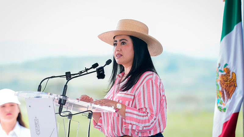 Conectamos el conocimiento a través de vialidades: Gladyz Butanda 