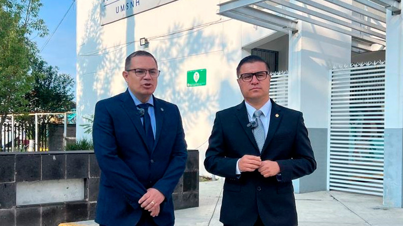 No se considera cerrar carreras en la Universidad Michoacana: Secretario general 