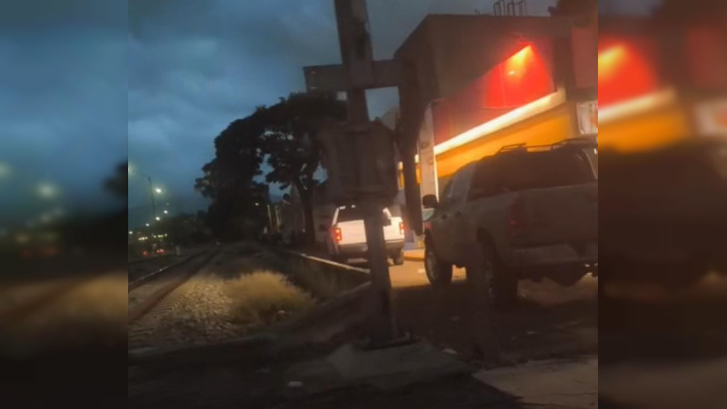 Localizan cuerpo mutilado y calcinado en la colonia Industrial de Morelia, Michoacán 