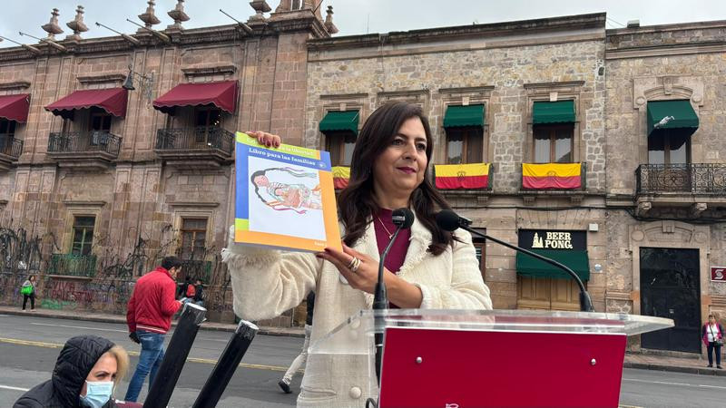 Arranca Gaby Molina entrega de más de 6 millones Libros de Texto Gratuito 