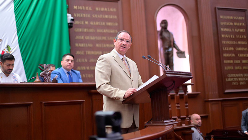 David Martínez propone reformas para agilizar procedimientos civiles 