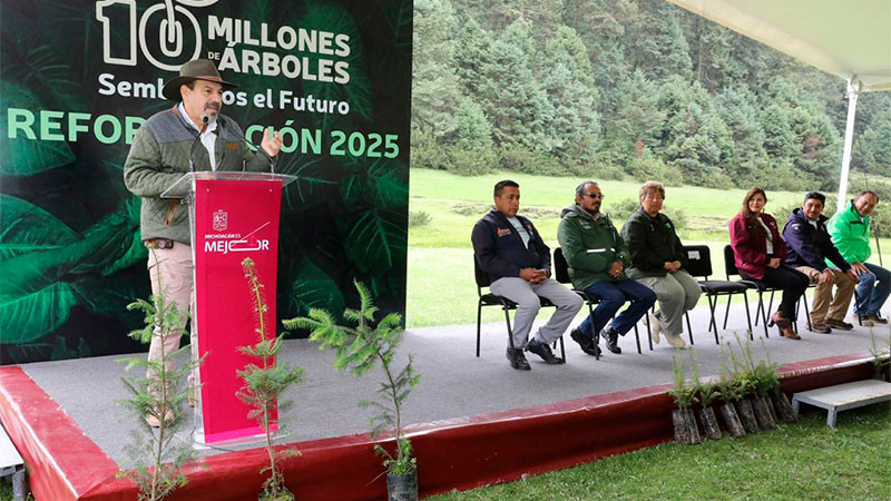 “Ejército verde” llega a 10 municipios de Michoacán con reforestación simultánea 
