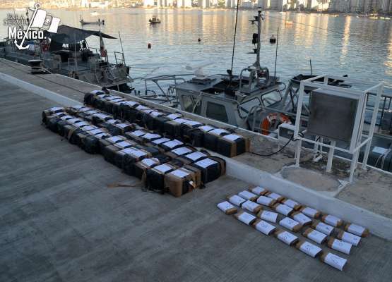 Armada de México asegura casi dos toneladas de cocaína en alta mar de las costas de Oaxaca y Guerrero 