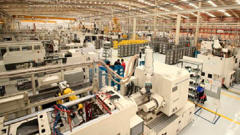 Producción industrial en México cae 0.8% interanual en mayo 