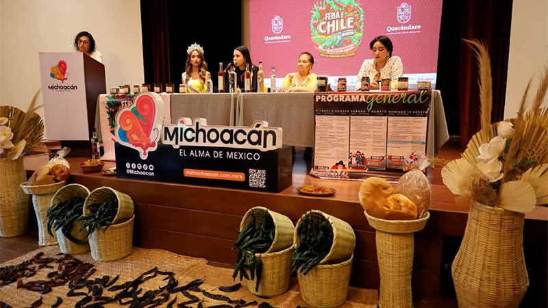 Presentan en la Secretaría de Turismo la Feria del Chile 2025 de Queréndaro 