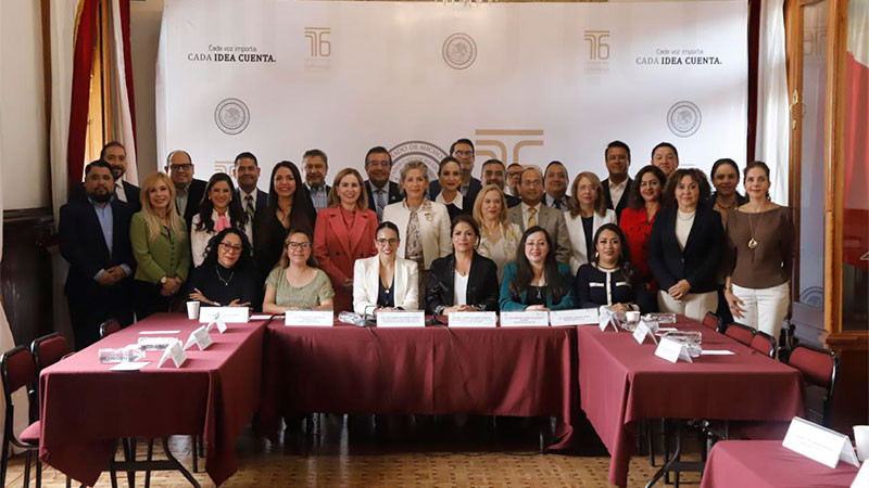 Presidentas de la Mesa Directiva y JUCOPO del Congreso, reciben a las y los Magistrados y Jueces electos 
