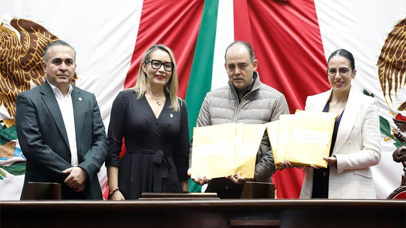 Entregan al Congreso exámenes para aspirantes a auditores especiales 