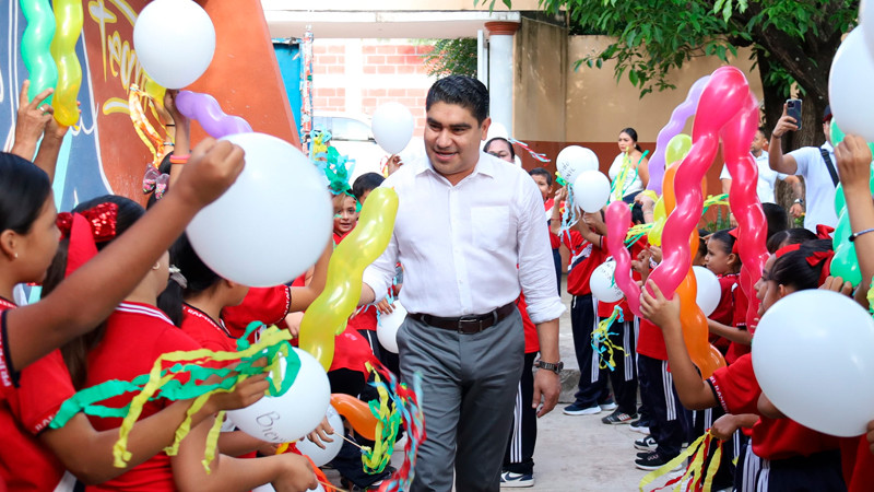 En Huetamo, C.P. Pablo Varona, sigue apostando a la educación. 