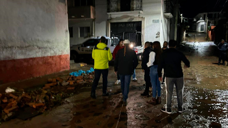 Tromba sorprende al municipio de Morelos, Michoacán; activan protocolos de emergencia 