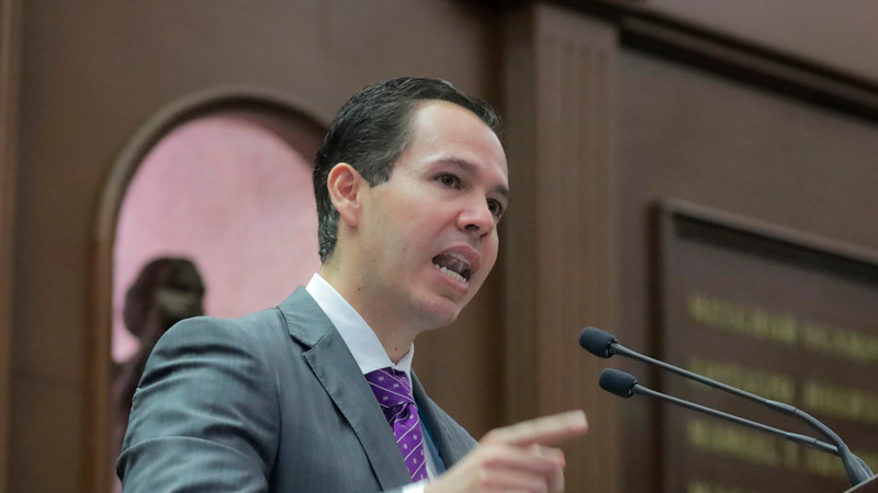Presenta Alfredo Anaya iniciativa para garantizar transparencia y eficiencia en el gasto municipal 