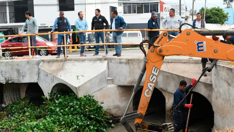 Limpieza de ríos y drenes, trabajo permanente del Gobierno de Morelia: Netzahualcóyotl Vázquez 