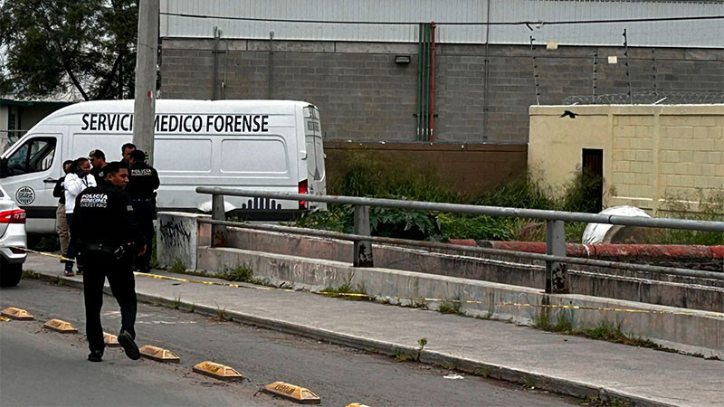 Localizan dentro de un contenedor el cuerpo sin vida de un hombre en el municipio de Querétaro 
