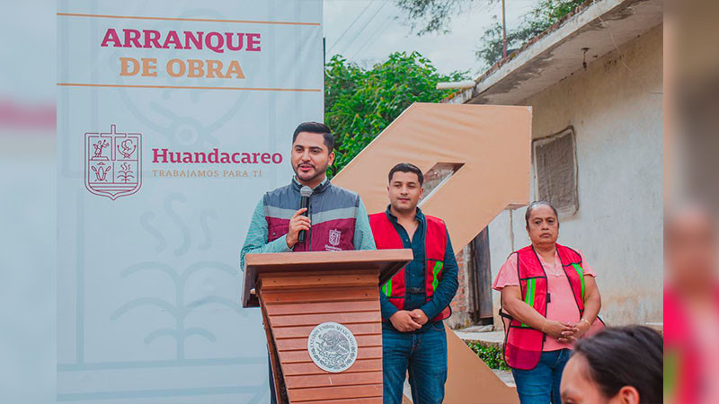 Arranca Alexis Velázquez rehabilitación de línea de agua potable en La Estancia 