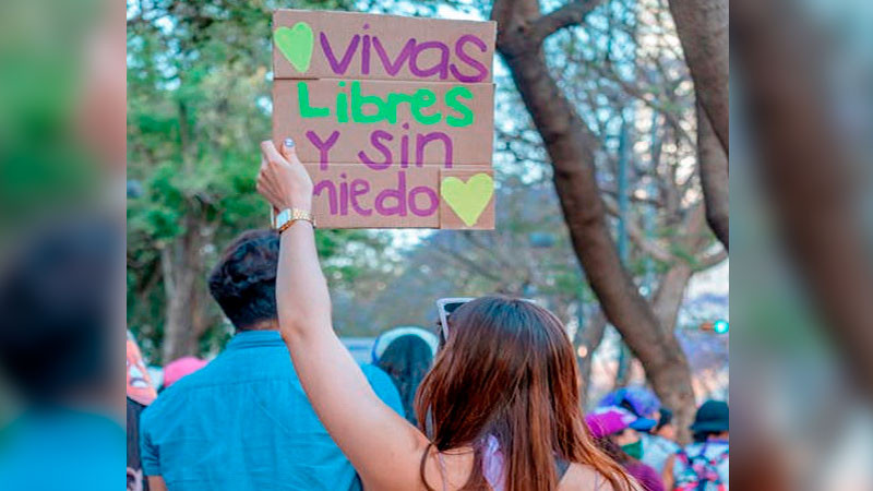 Realizan manifestación feminista por asesinato de niña de 10 años en Cancún 