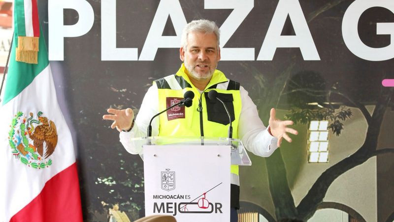 Continúa transformación de Pátzcuaro; inicia Bedolla restauración de plaza Gertrudis Bocanegra 