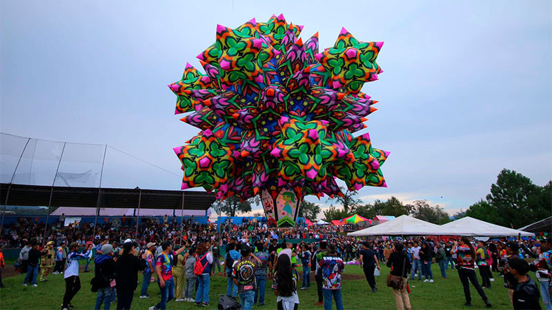 El Festival Cantoya, Fiesta y Color despega en el cielo de Paracho: Sectur 