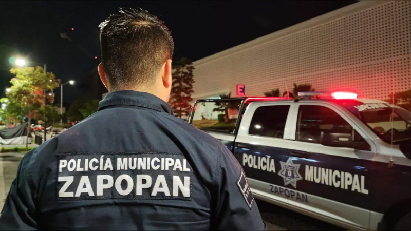 Prófugos tres policías de Zapopan que mataron a familia por dinero: Con tres cómplices arrojaron los cuerpos a un barranco en Jalisco, pero niño sobrevivió 