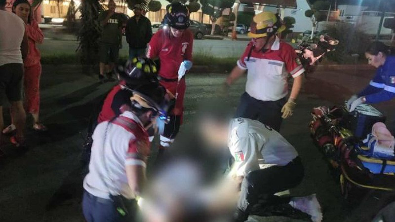 Motociclista, grave tras sufrir accidente en Morelia, Michoacán 