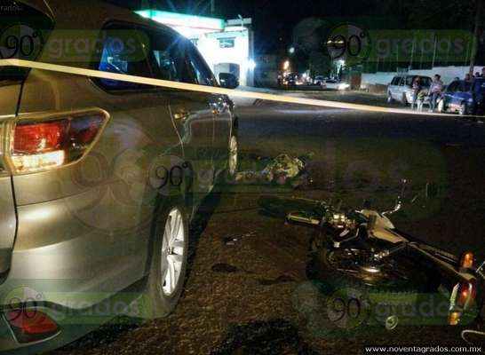 Morelia: fallece al chocar contra camioneta; hay una detenida - Foto 1 