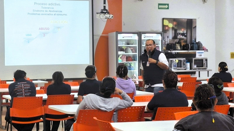 CECA lleva salud mental y prevención de adicciones a espacios laborales 