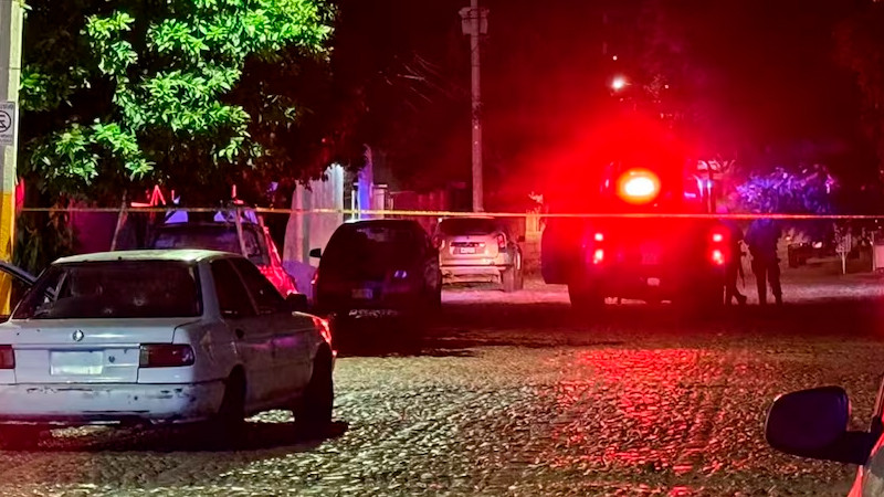 Atentan contra comandante de Policía de Culiacán; una mujer fallece por bala perdida 