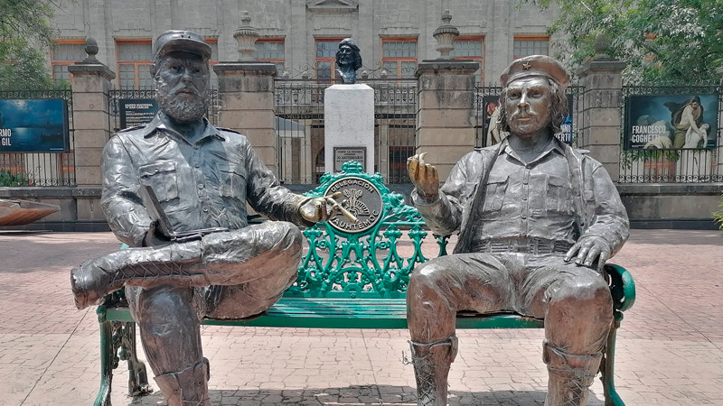 Retiro de estatuas de 'Che' Guevara y Fidel Castro fue ilegal, señala Sheinbaum 