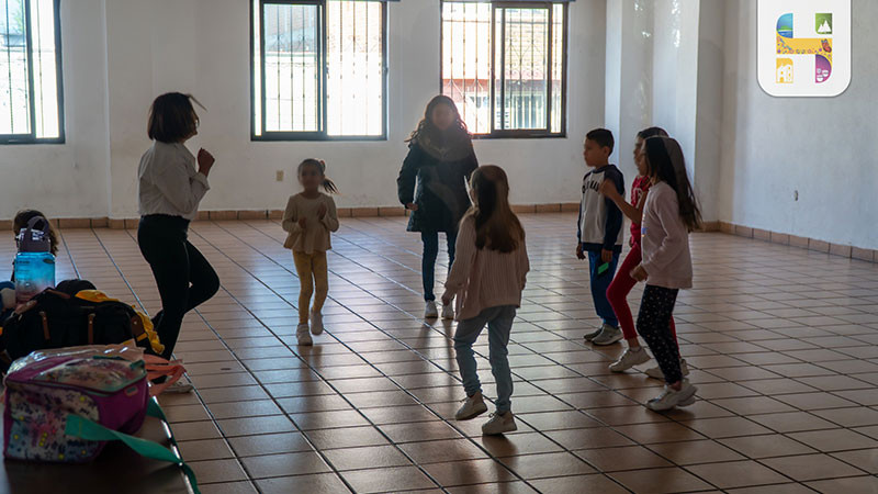 El Gobierno Municipal de Hidalgo, arrancó con los Cursos de Verano “El Verano en la Casa 2025” 