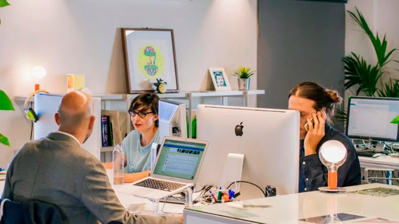 Según la ciencia, la jornada laboral reducida es buena para trabajadores y empresas 