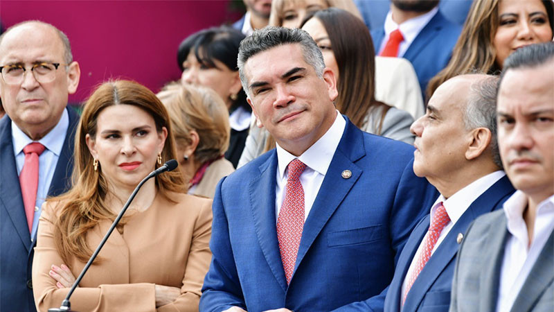 Urge frenar abuso en el cobro de comisiones bancarias en México: PRI 