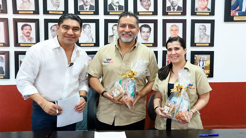 Firma convenio Ayuntamiento de Huetamo, Michoacán con empresa Working Link 