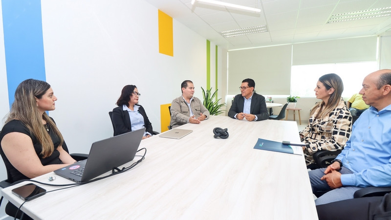 Fomentan UT San Juan e IQEI emprendimiento entre los estudiantes 