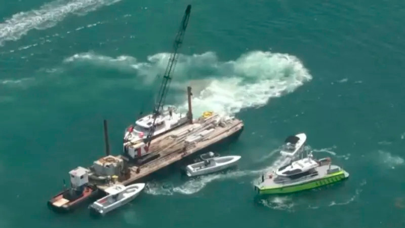 Tragedia náutica: dos niños fallecen tras choque de barcaza y velero, en Miami 