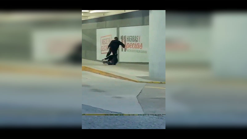 Policía que agredió a persona en situación de calle, es destituido de su cargo y denunciado en Tlaquepaque, Jalisco 