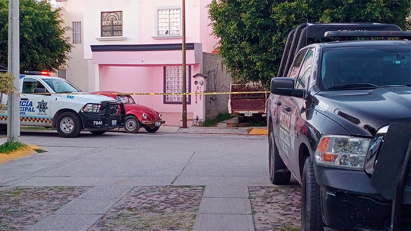 Quitan la vida a un hombre en la cochera de un domicilio de la colonia Hacienda del Bosque en Celaya, Guanajuato  