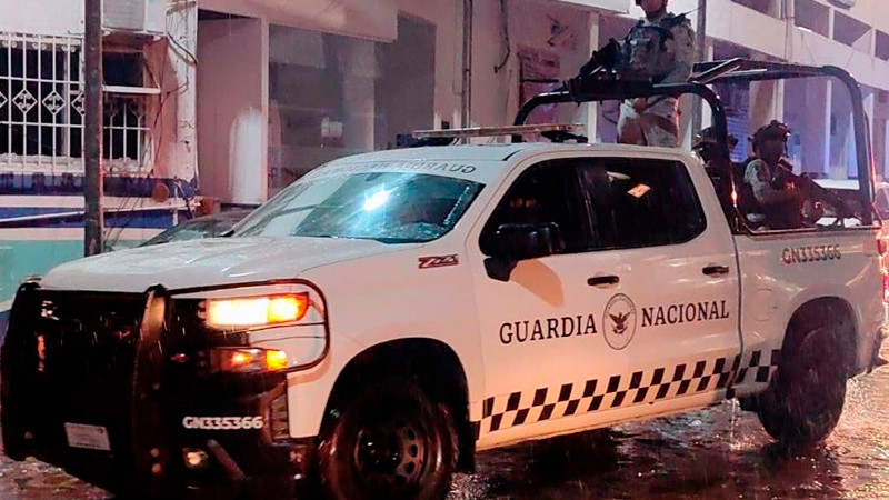 Comandos armados balean y lanzan explosivo a dos oficinas del Ministerio Público, en Acapulco; hay una agente herida de gravedad 