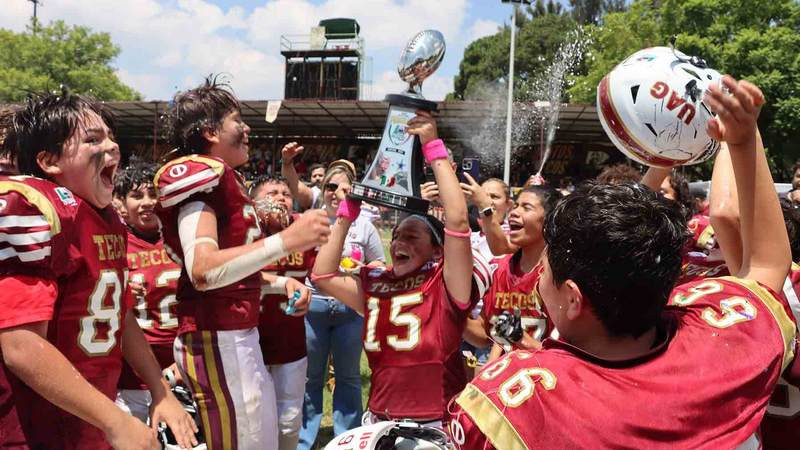 Tecos suma otro título en futbol americano 