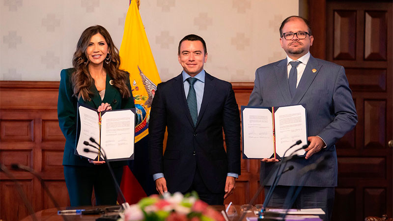 Firma acuerdos Estados Unidos con Ecuador de seguridad y cooperación contra migración 